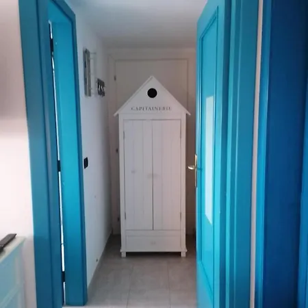 بيت ضيافة Coros 4*